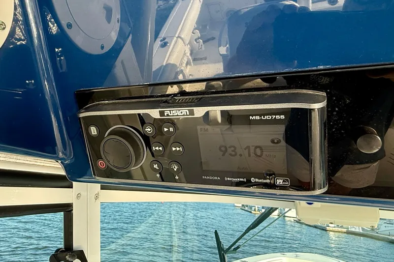 Salt Shaker Yacht Photos Pics Fusion MS-UD755 stereo system on 2008 Everglades 350 Center Console boat.