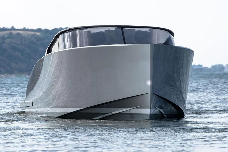 En Route Yacht Photos Pics Manufacturer Provided Image: Manufacturer Provided Image