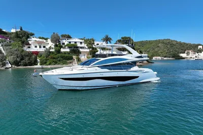 Pearl 62