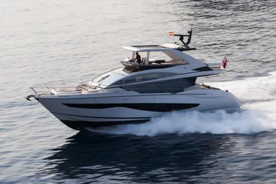 2020 Pearl 62
