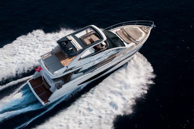 Yacht
