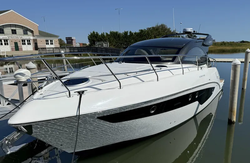 Josia Yacht Photos Pics 