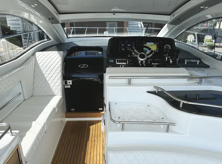 Josia Yacht Photos Pics 