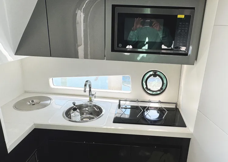 Josia Yacht Photos Pics 