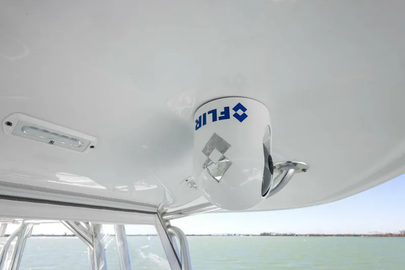 Yacht Photos Pics FLIR camera mounted on Freeman 34VH boat ceiling, 2022 model, overlooking the sea.