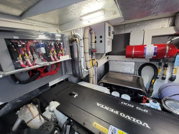 Low Key Yacht Photos Pics 