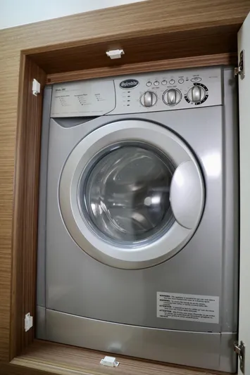 Low Key Yacht Photos Pics 