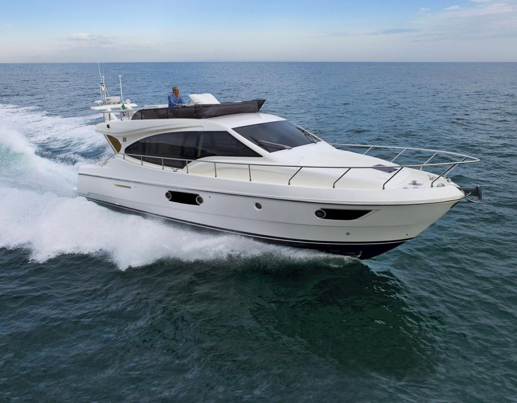 2013 Ferretti Yachts 500