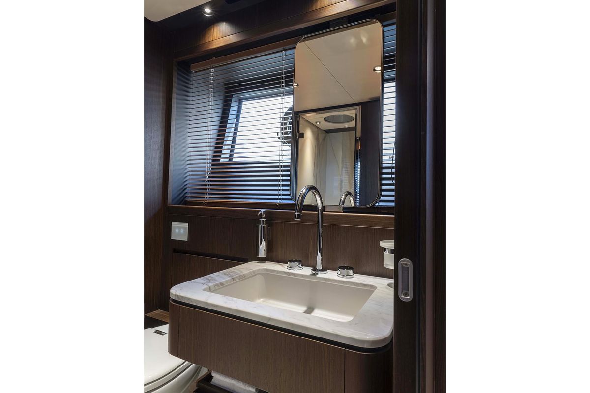 2023 Ferretti Yachts 78 