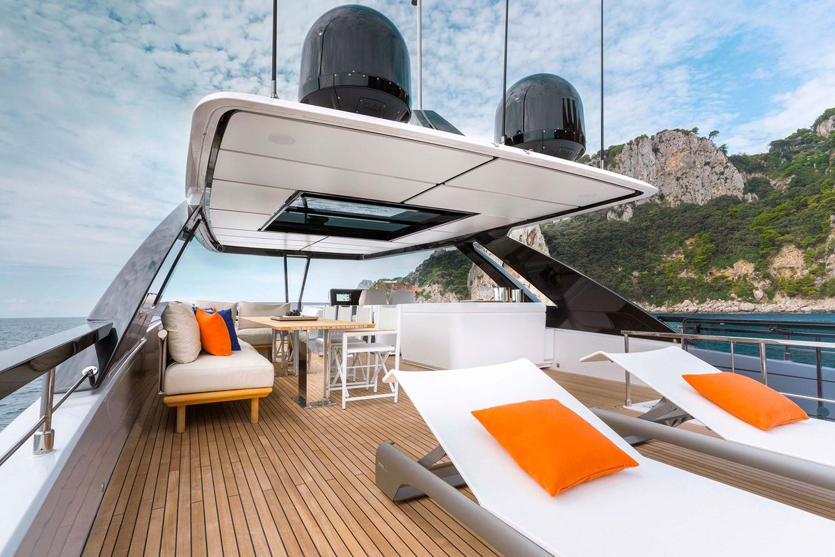 2023 Ferretti Yachts 78 