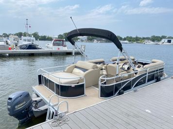 Bennington 22 SSL