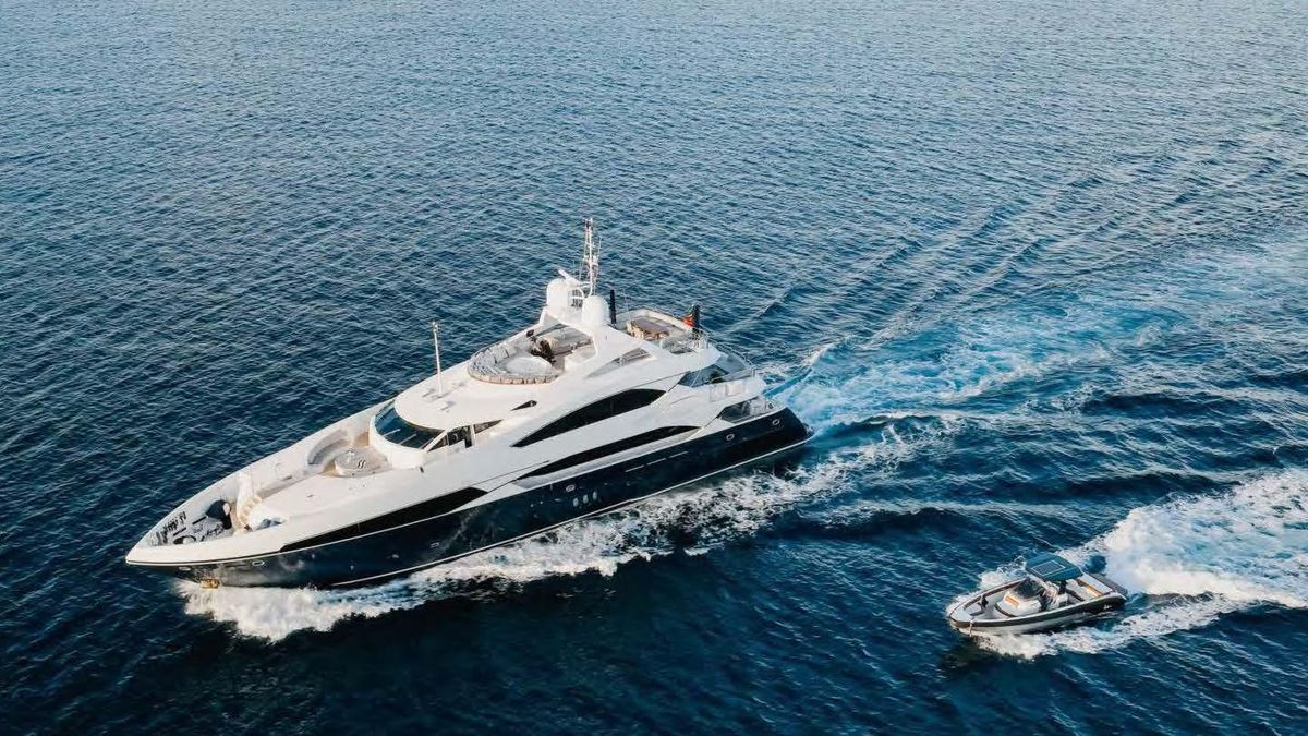 2009 Sunseeker 121 