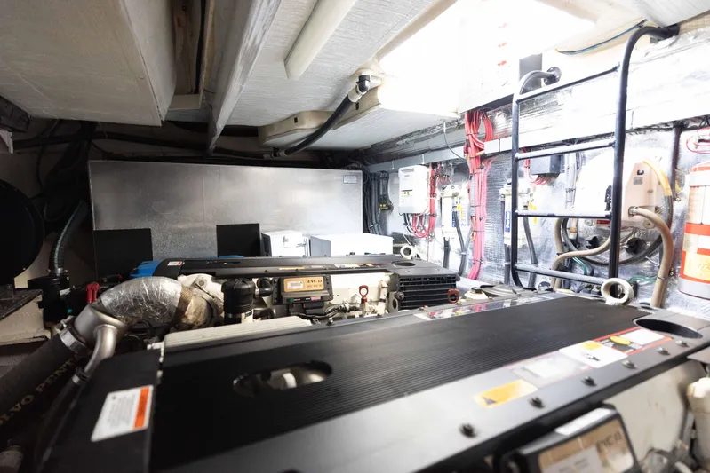 At Last!!! Yacht Photos Pics 