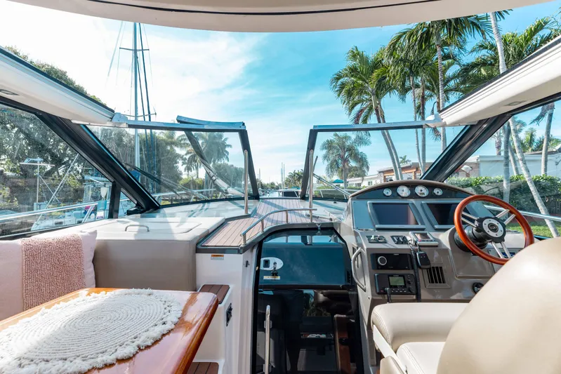 At Last!!! Yacht Photos Pics 