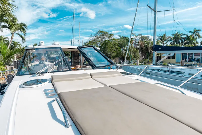 At Last!!! Yacht Photos Pics 