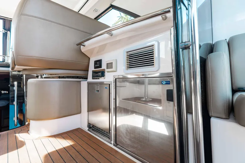 At Last!!! Yacht Photos Pics 