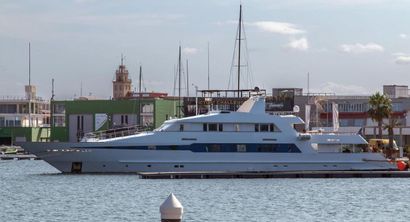 2010 145' 6'' Superyacht-44m CUSTOM SUEZ MAX EXPLORER Valencia, ES