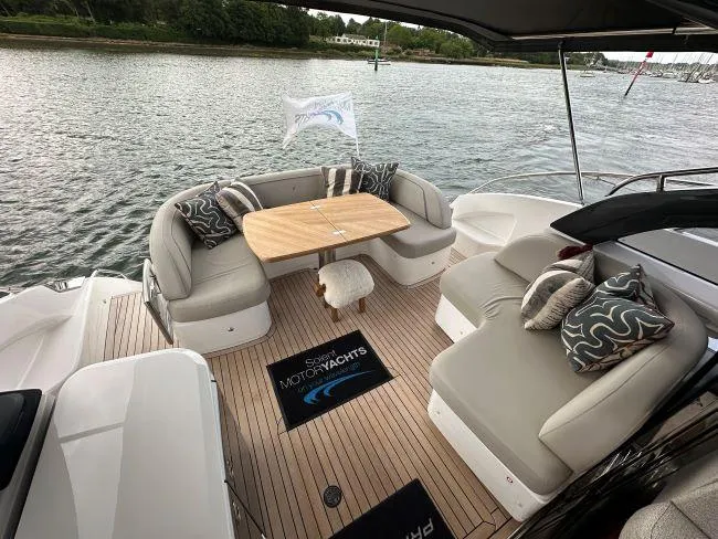  Yacht Photos Pics Princess V50 - 3 Cabin Layout - Cockpit