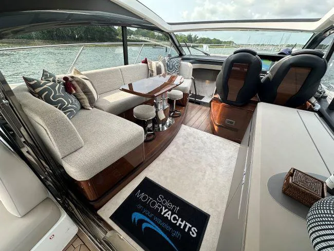  Yacht Photos Pics Princess V50 - 3 Cabin Layout - Saloon