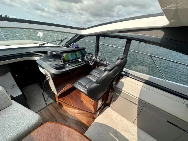  Yacht Photos Pics Princess V50 - 3 Cabin Layout - Helm