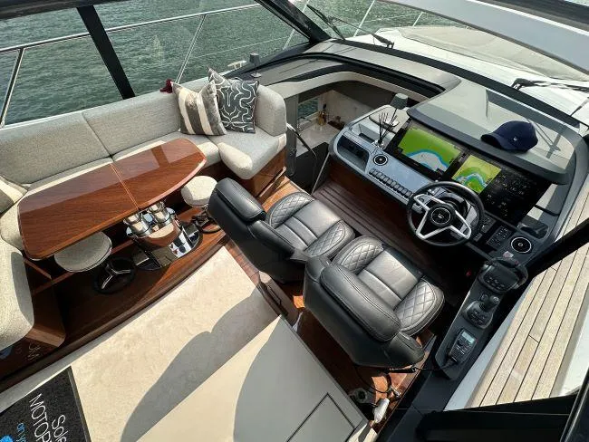  Yacht Photos Pics Princess V50 - 3 Cabin Layout - Helm