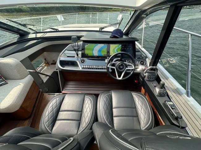  Yacht Photos Pics Princess V50 - 3 Cabin Layout - Helm