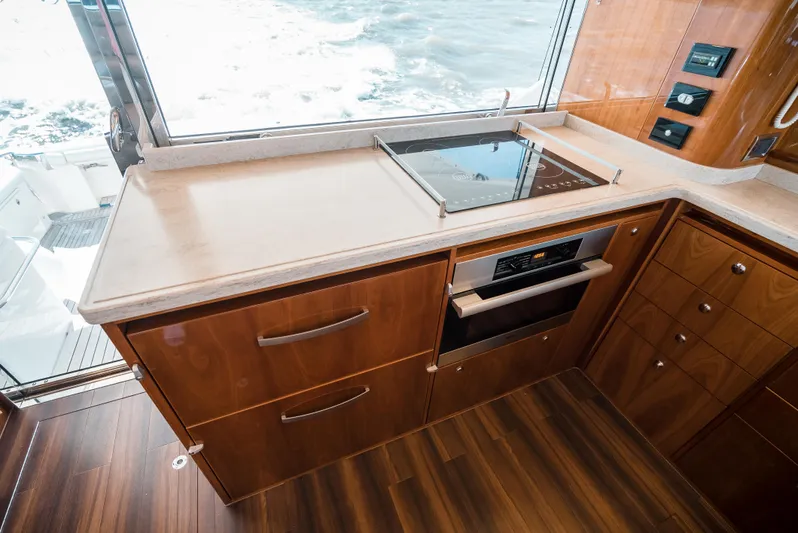 Rose Yacht Photos Pics 