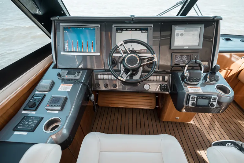 Rose Yacht Photos Pics 