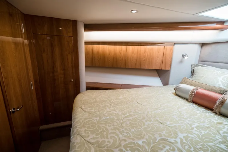 Rose Yacht Photos Pics 