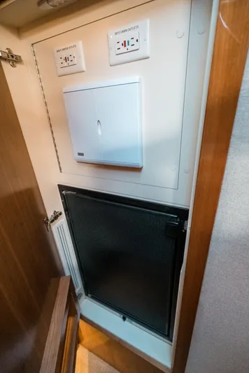 Rose Yacht Photos Pics 