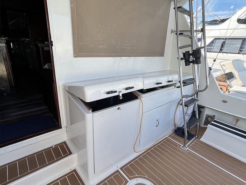 1984 Hatteras 52' SportFish Convertible