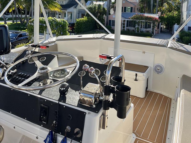 1984 Hatteras 52' SportFish Convertible