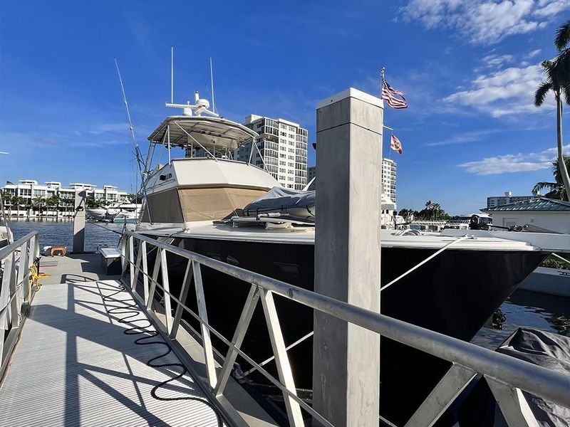 1984 Hatteras 52' SportFish Convertible