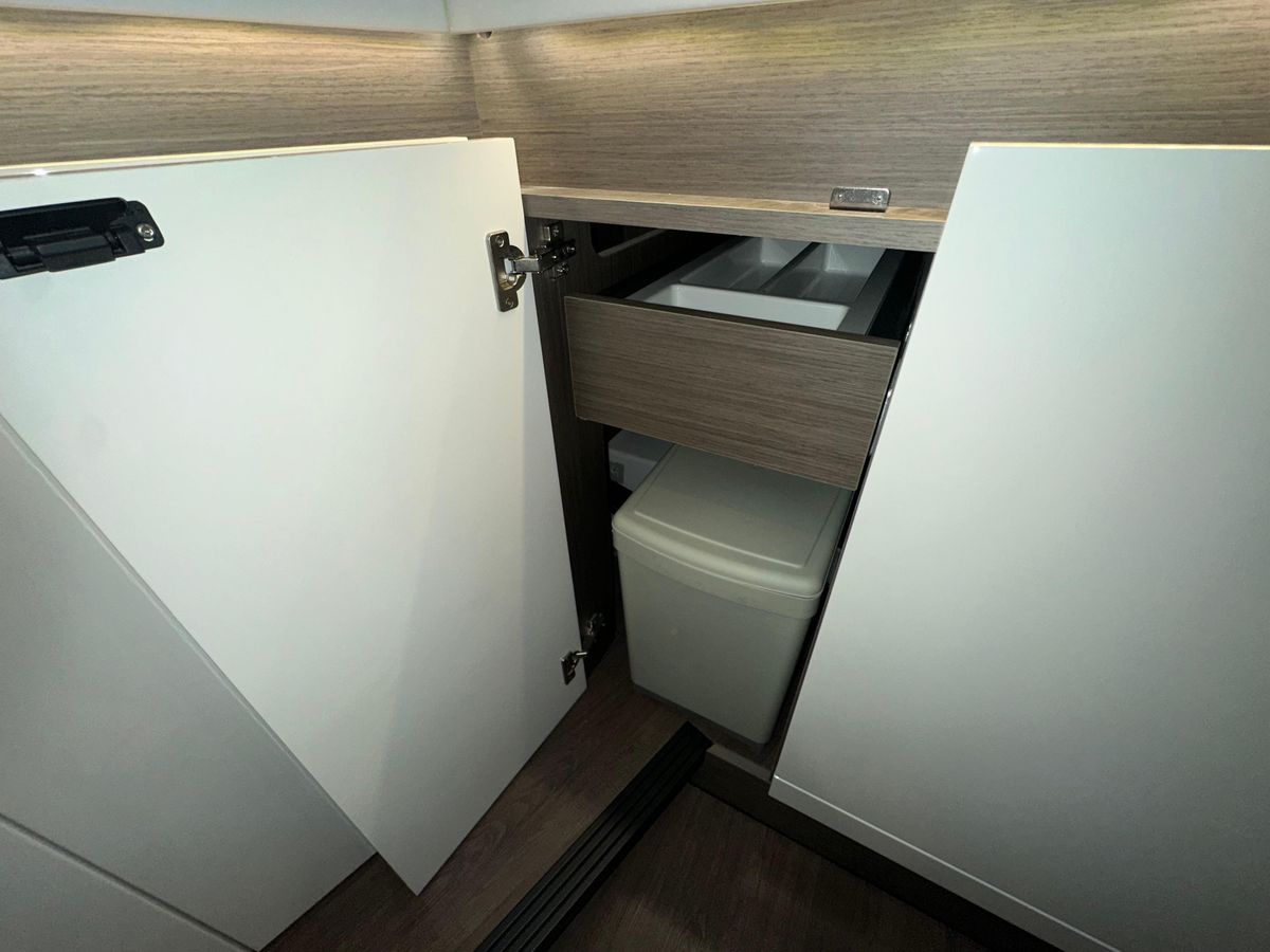 2023 Beneteau 48 