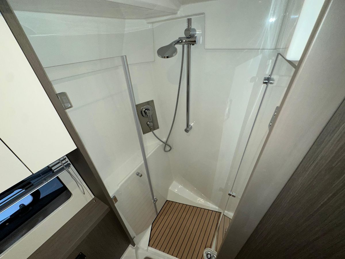 2023 Beneteau 48 