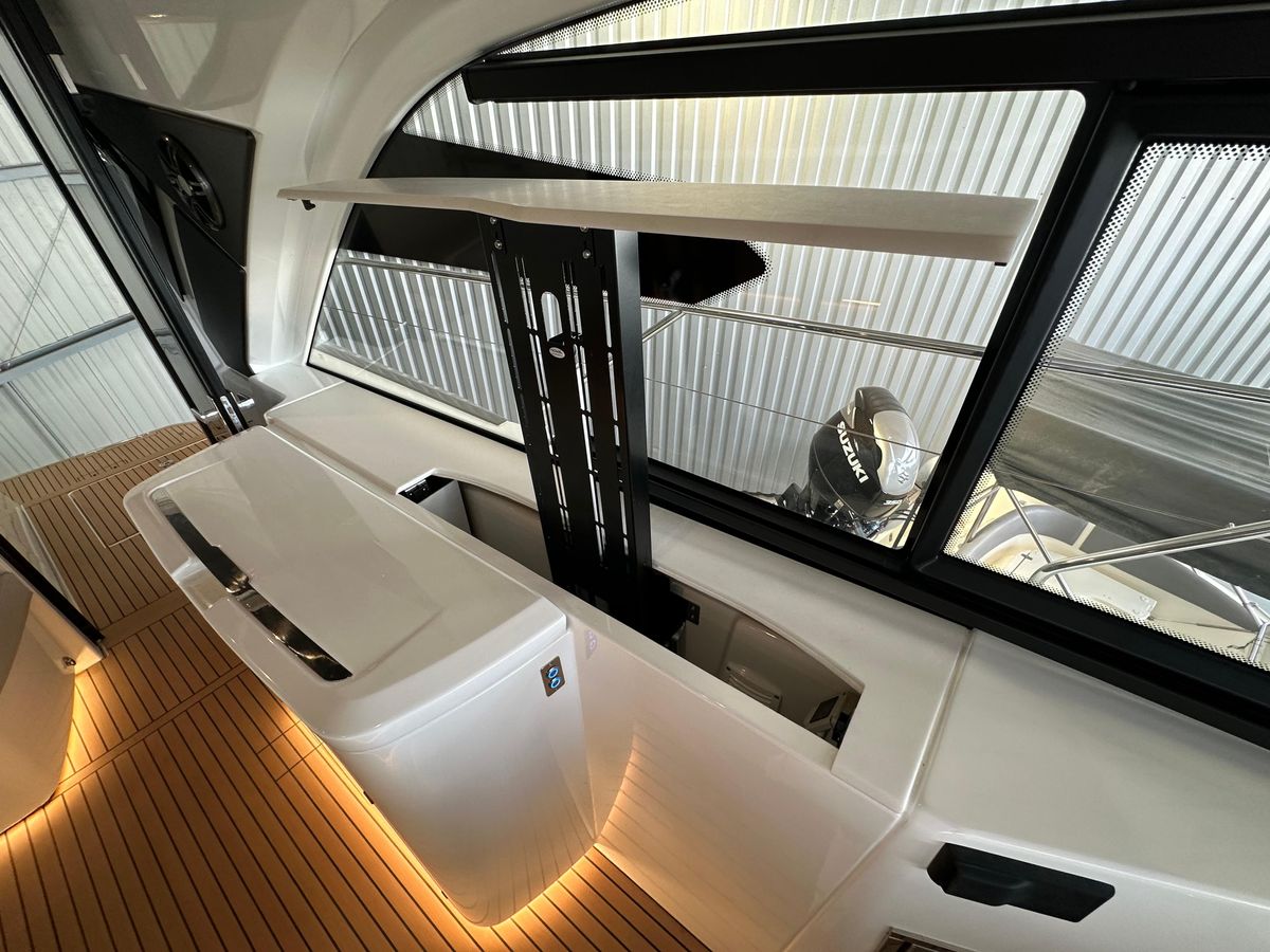 2023 Beneteau 48 