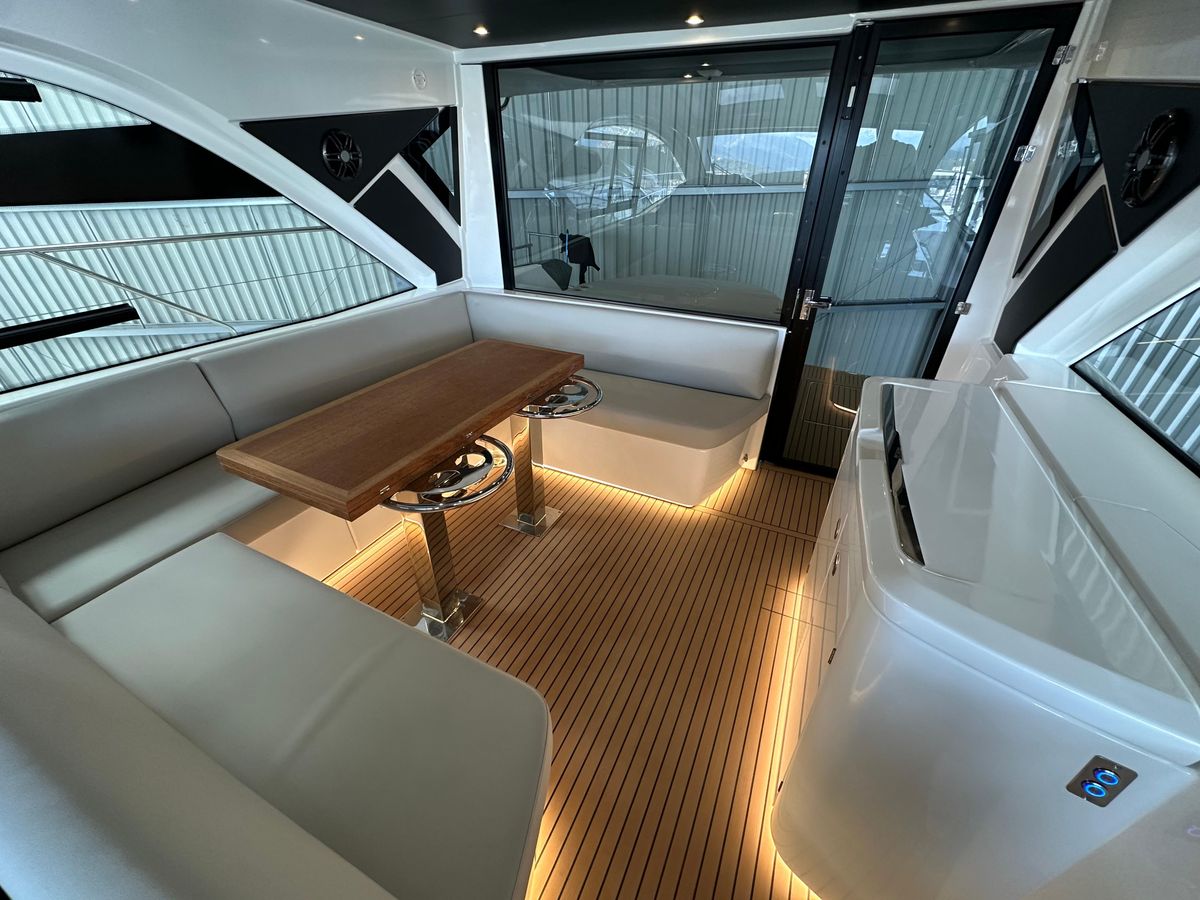 2023 Beneteau 48 