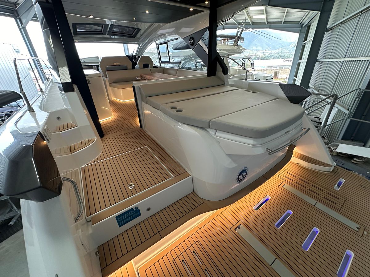 2023 Beneteau 48 