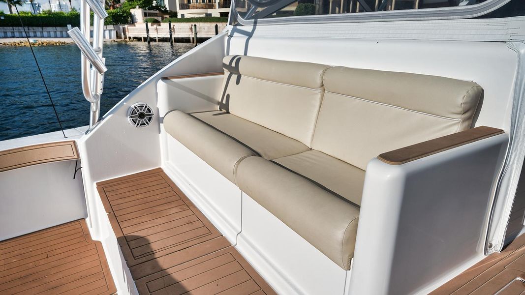 2008 Viking 52 Open