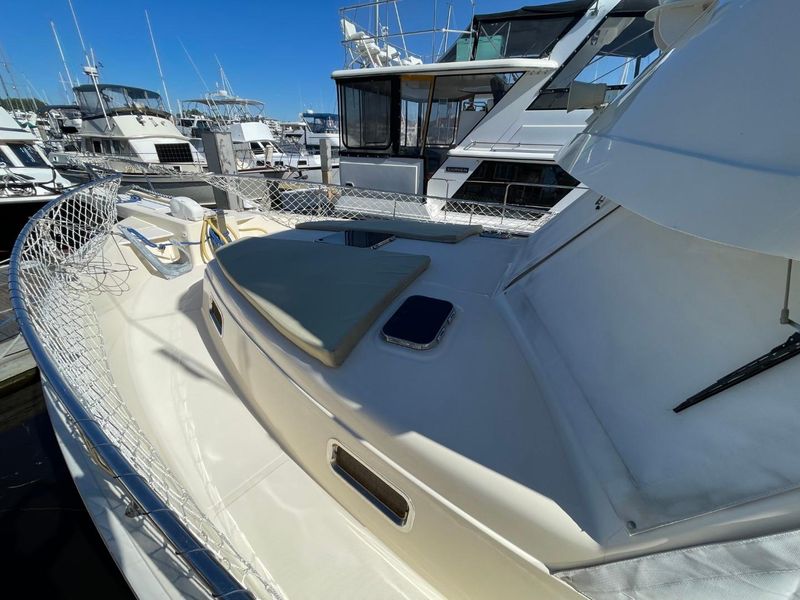 2005 Mainship 430 Aft Cabin 3SR Trawler