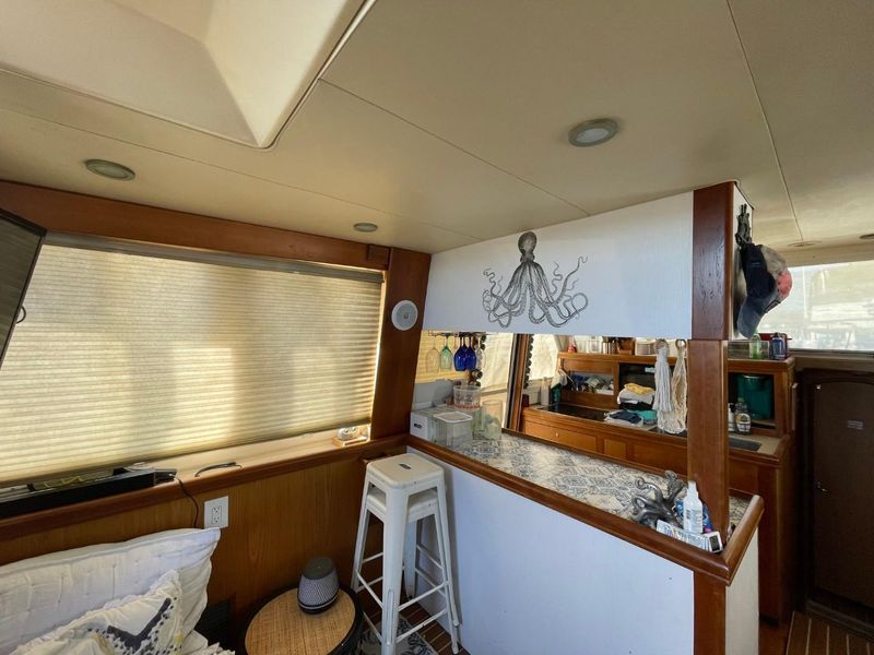 2005 Mainship 430 Aft Cabin 3SR Trawler