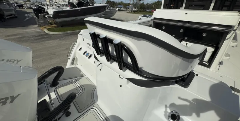 400-102 Yacht Photos Pics 