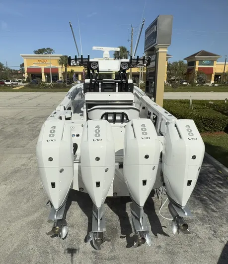 400-102 Yacht Photos Pics 