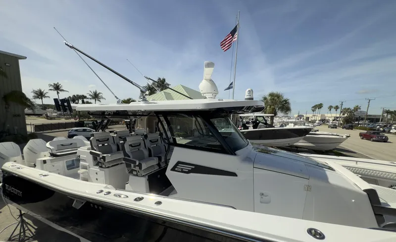 400-102 Yacht Photos Pics 