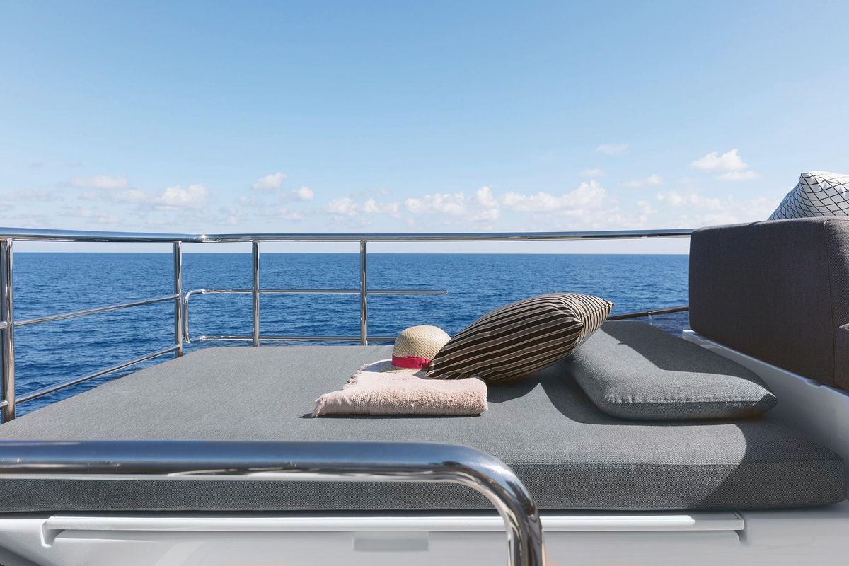 2018 Azimut 71 