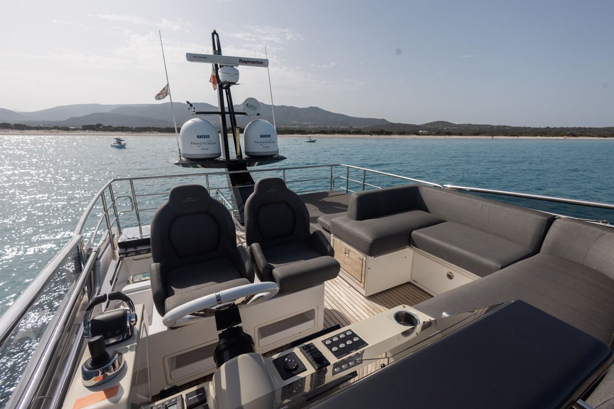 2018 Azimut 71 