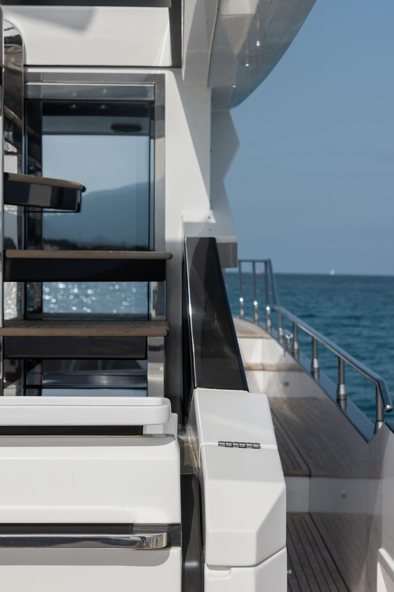 2018 Azimut 71 