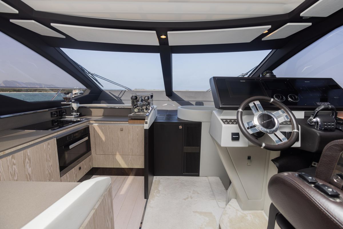 2018 Azimut 71 
