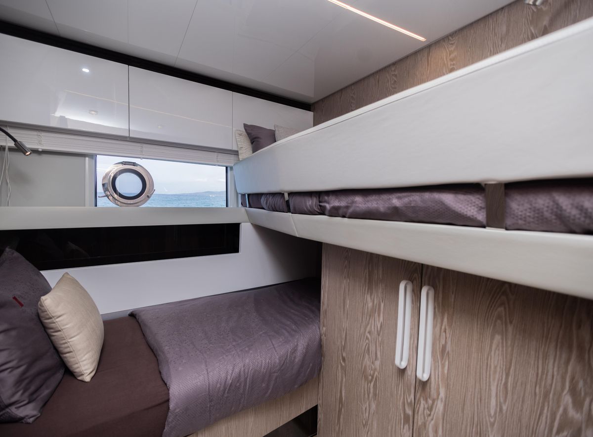 2018 Azimut 71 