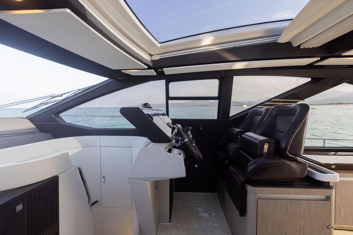 2018 Azimut 71 